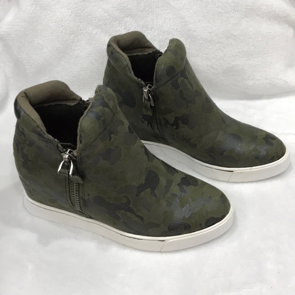 True Craft Camo Bootie Sneakers